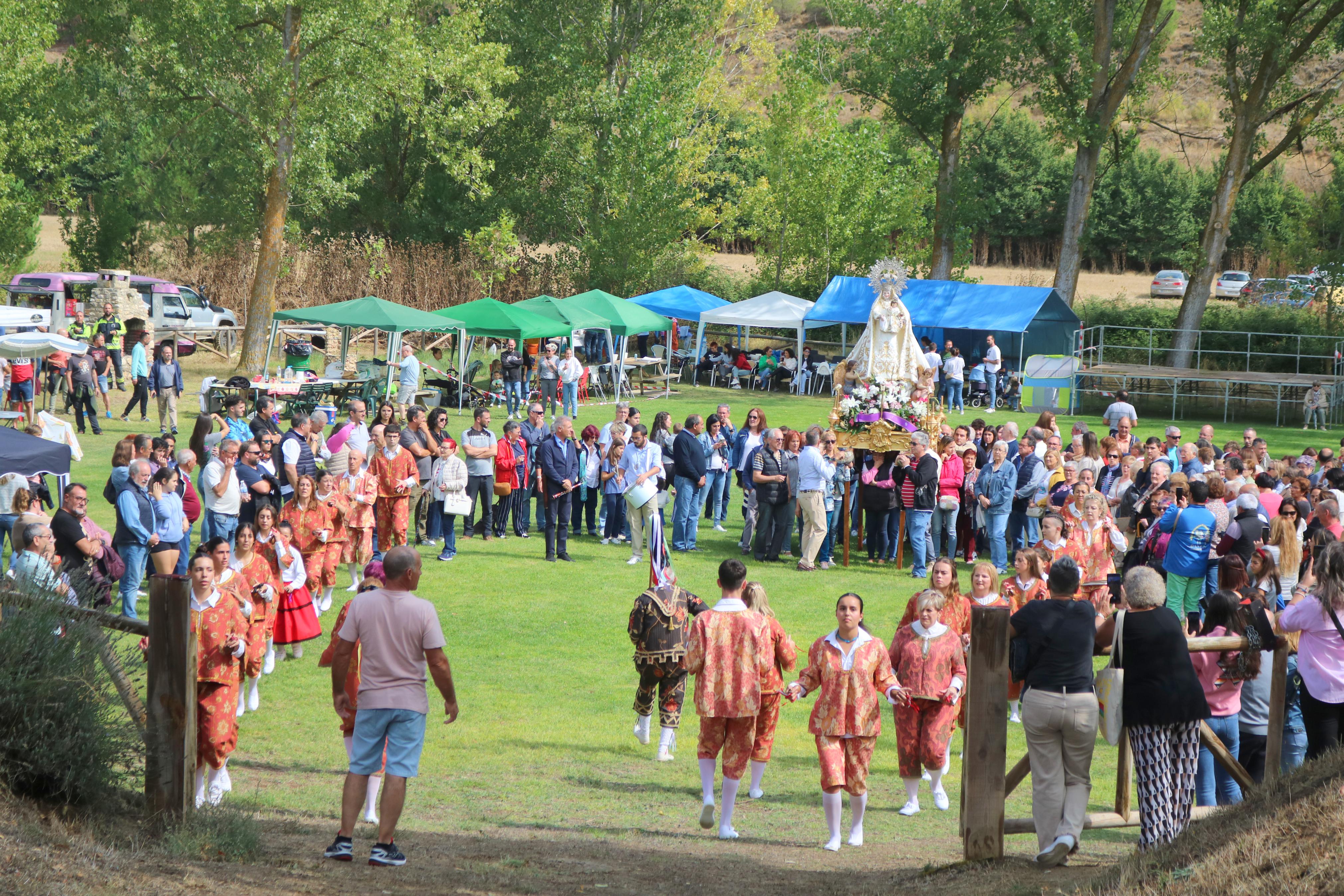 Torquemada se rinde a la Virgen de Valdesalce