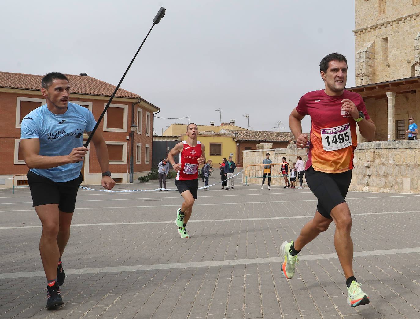 Becerril homenajea a Mariano Haro con una emotiva carrera