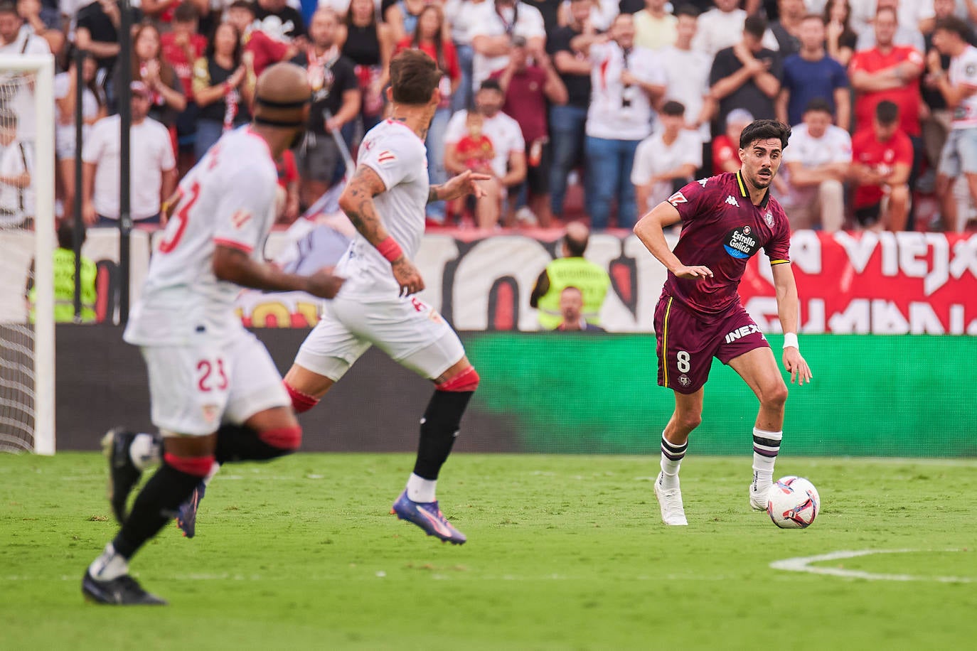 La derrota ante el Sevilla en el Pizjuán, en imágenes