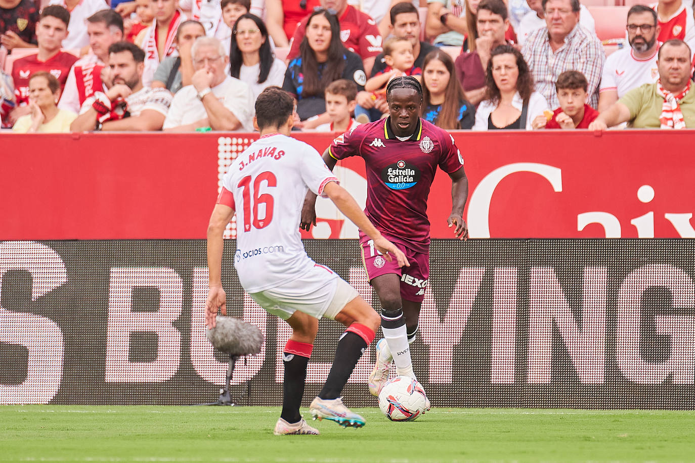 La derrota ante el Sevilla en el Pizjuán, en imágenes