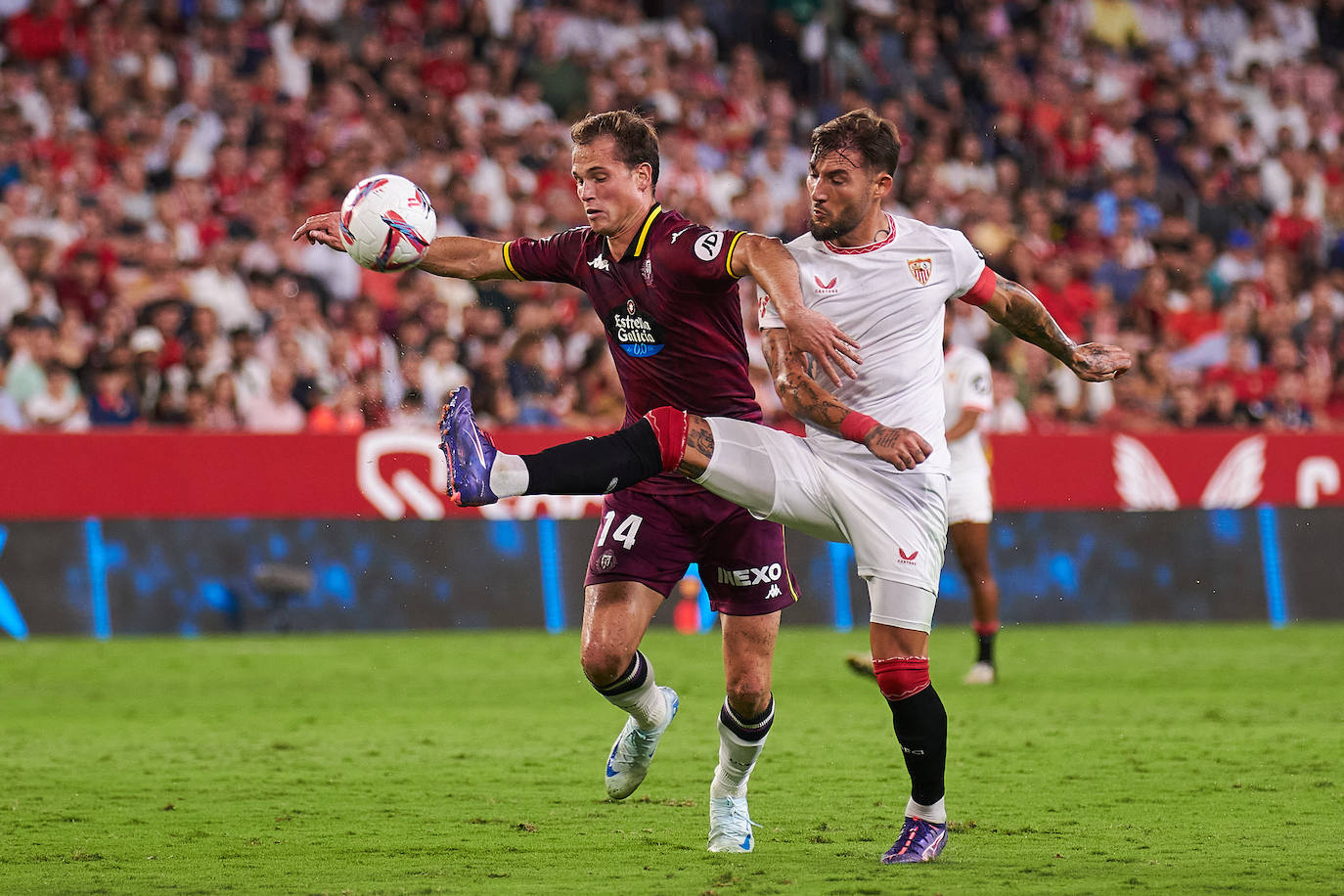 La derrota ante el Sevilla en el Pizjuán, en imágenes