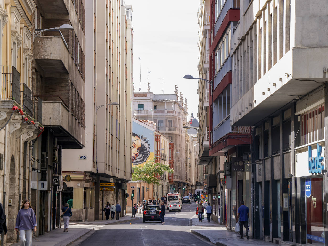 La calle López Gómez de Valladolid.