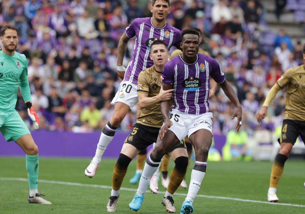 Juma, durante el partido frente a la Real Sociedad en el José Zorrilla.