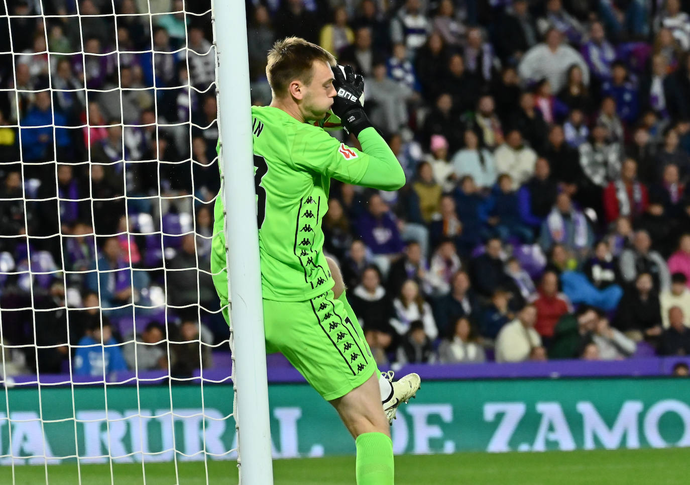 La derrota en casa del Real Valladolid frente al Mallorca, en imágenes