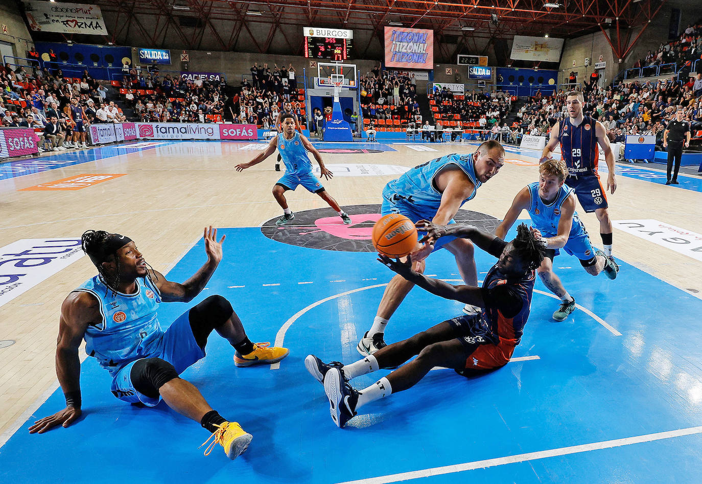 Trabajada victoria del Palencia Baloncesto