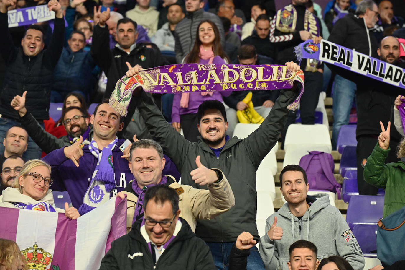 Búscate en la grada del estadio José Zorrilla (3/4)