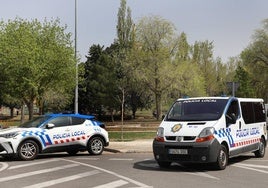 Vehículos de la Policía Local en una imagen de archivo.