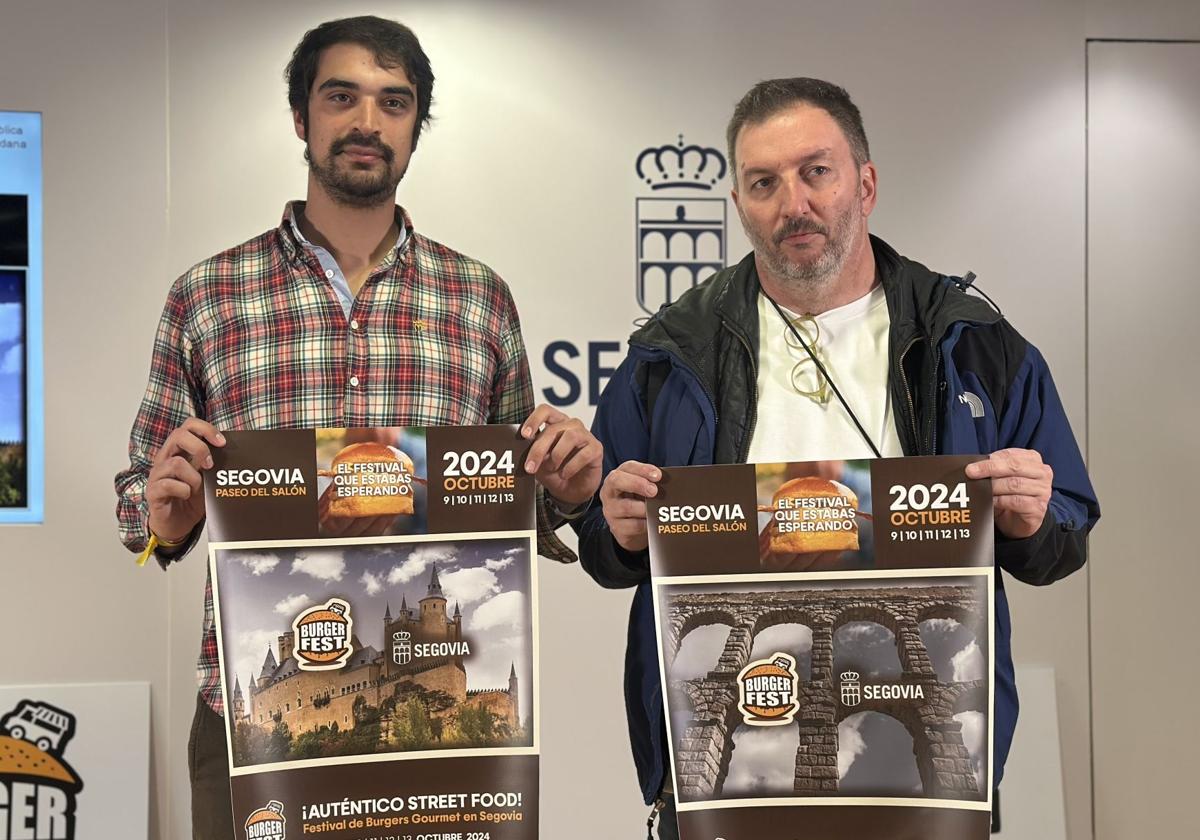 El concejal de Festejos, Gabriel Cobos, junto al promotor del evento, Ángel Rojo.