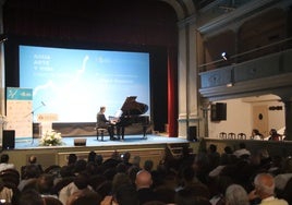 Fernández Magdaleno durante el concierto inaugural