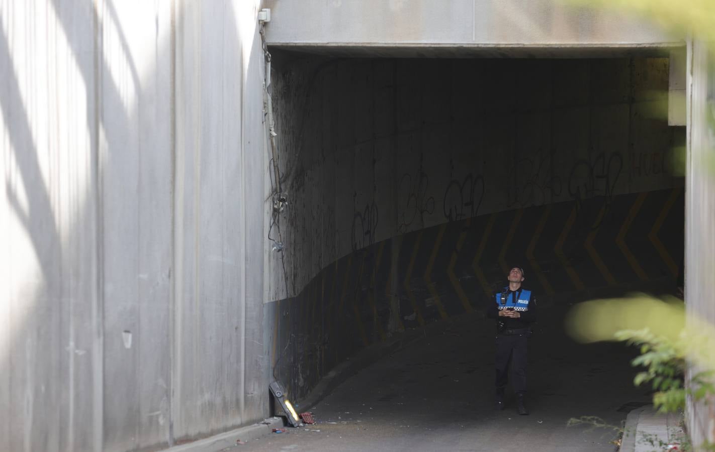 Un camión se atasca en el centro de Palencia