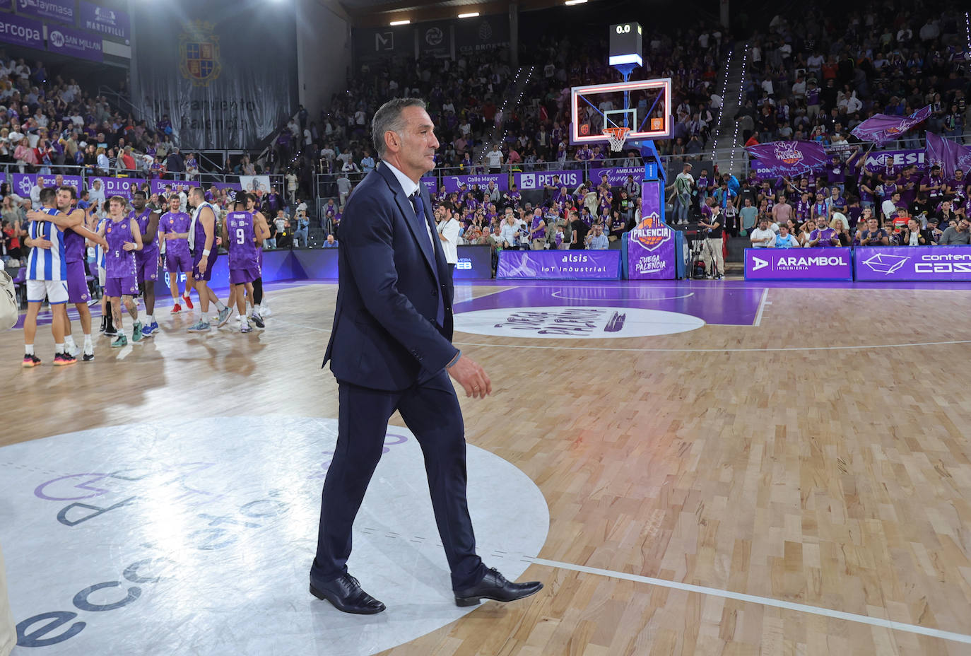 Estreno en casa con victoria del Palencia Baloncesto