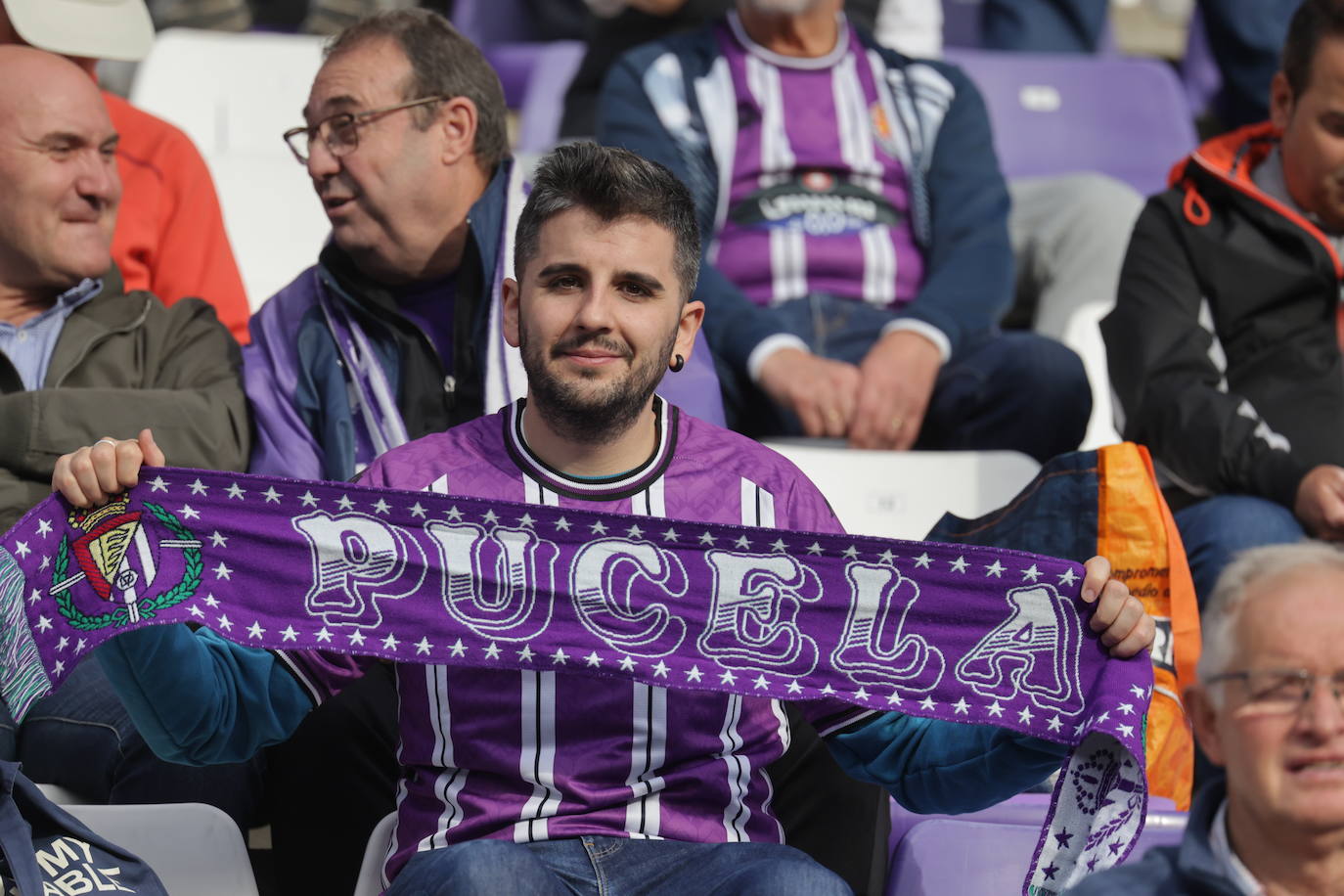 Búscate en la grada del estadio José Zorrilla (3/4)