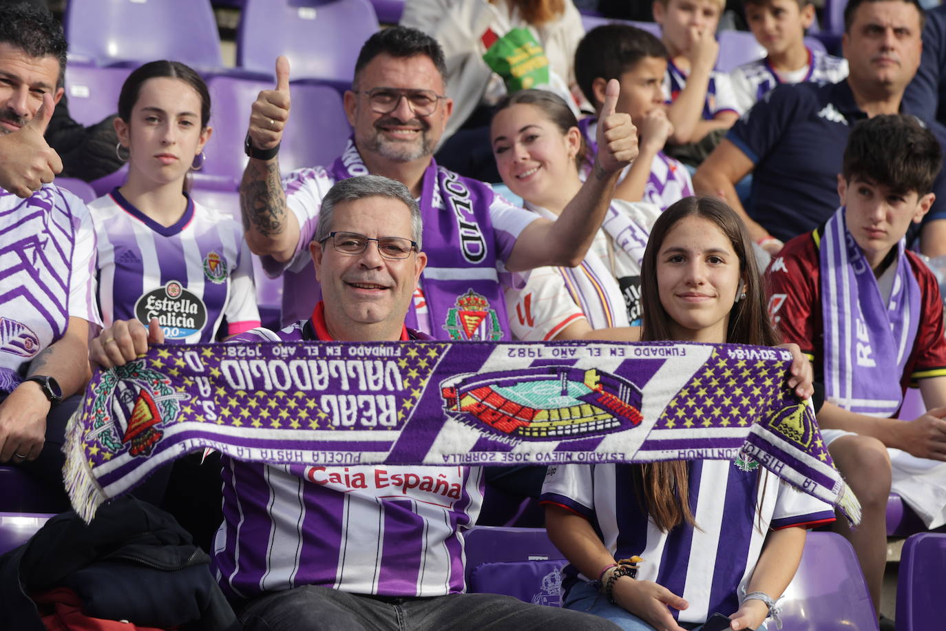 Búscate en la grada del estadio José Zorrilla (3/4)