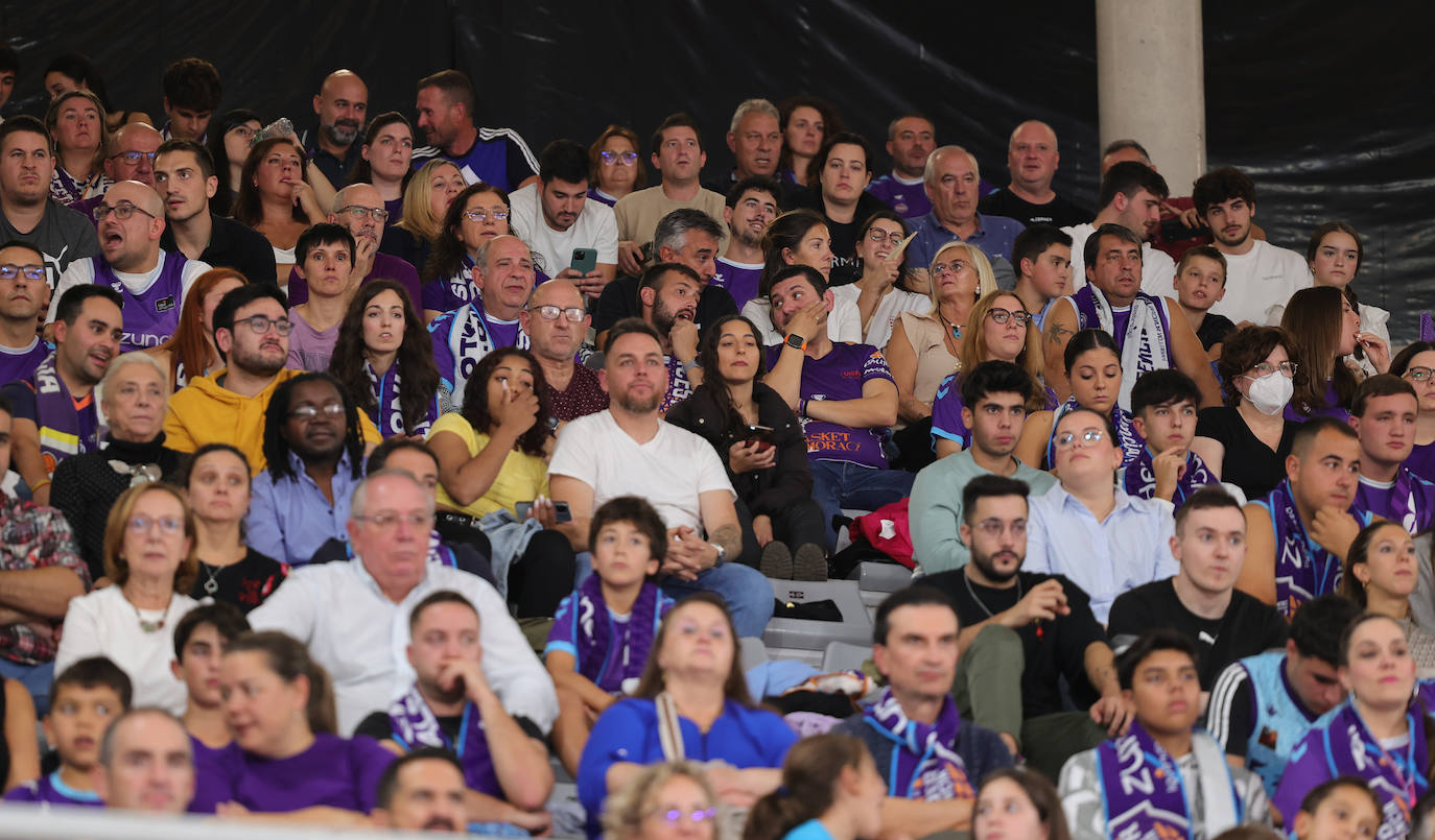 Búscate en las gradas del Pabellón animando al Palencia Baloncesto