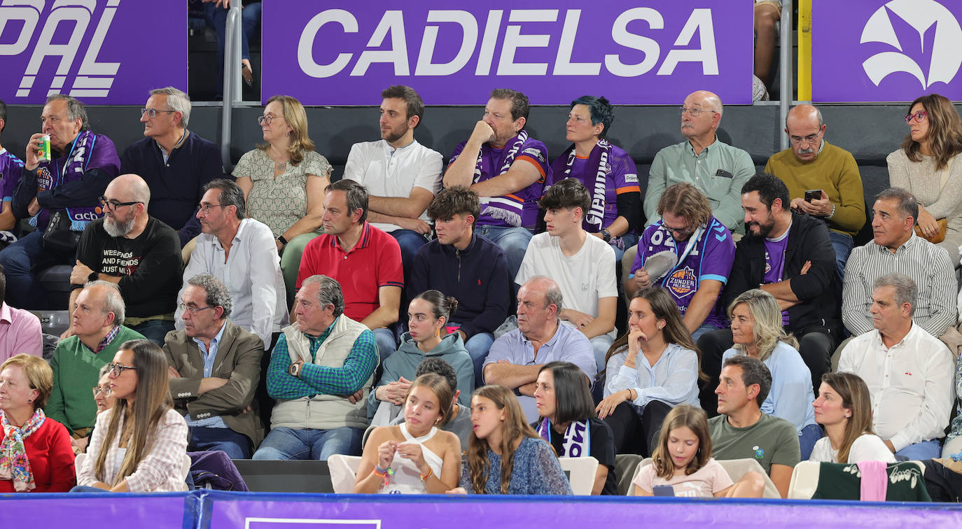 Búscate en las gradas del Pabellón animando al Palencia Baloncesto