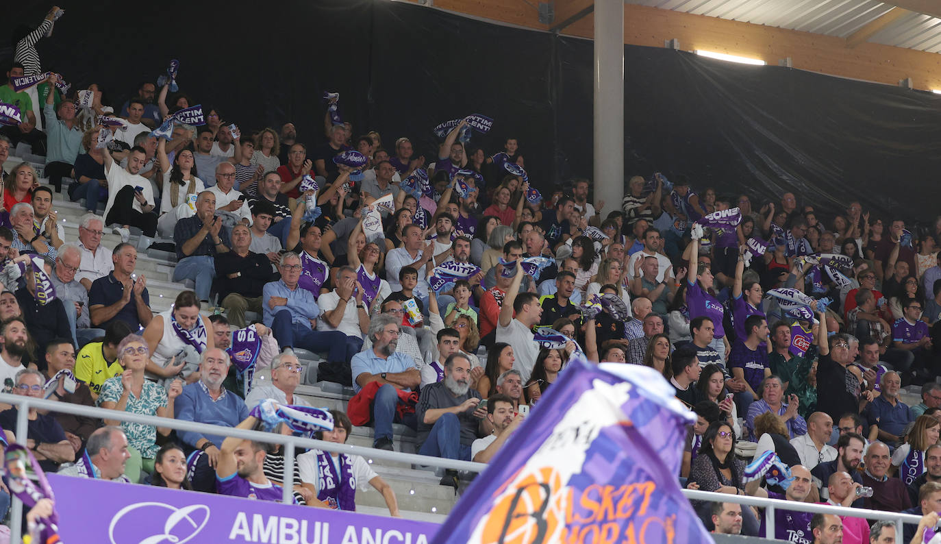 Búscate en las gradas del Pabellón animando al Palencia Baloncesto