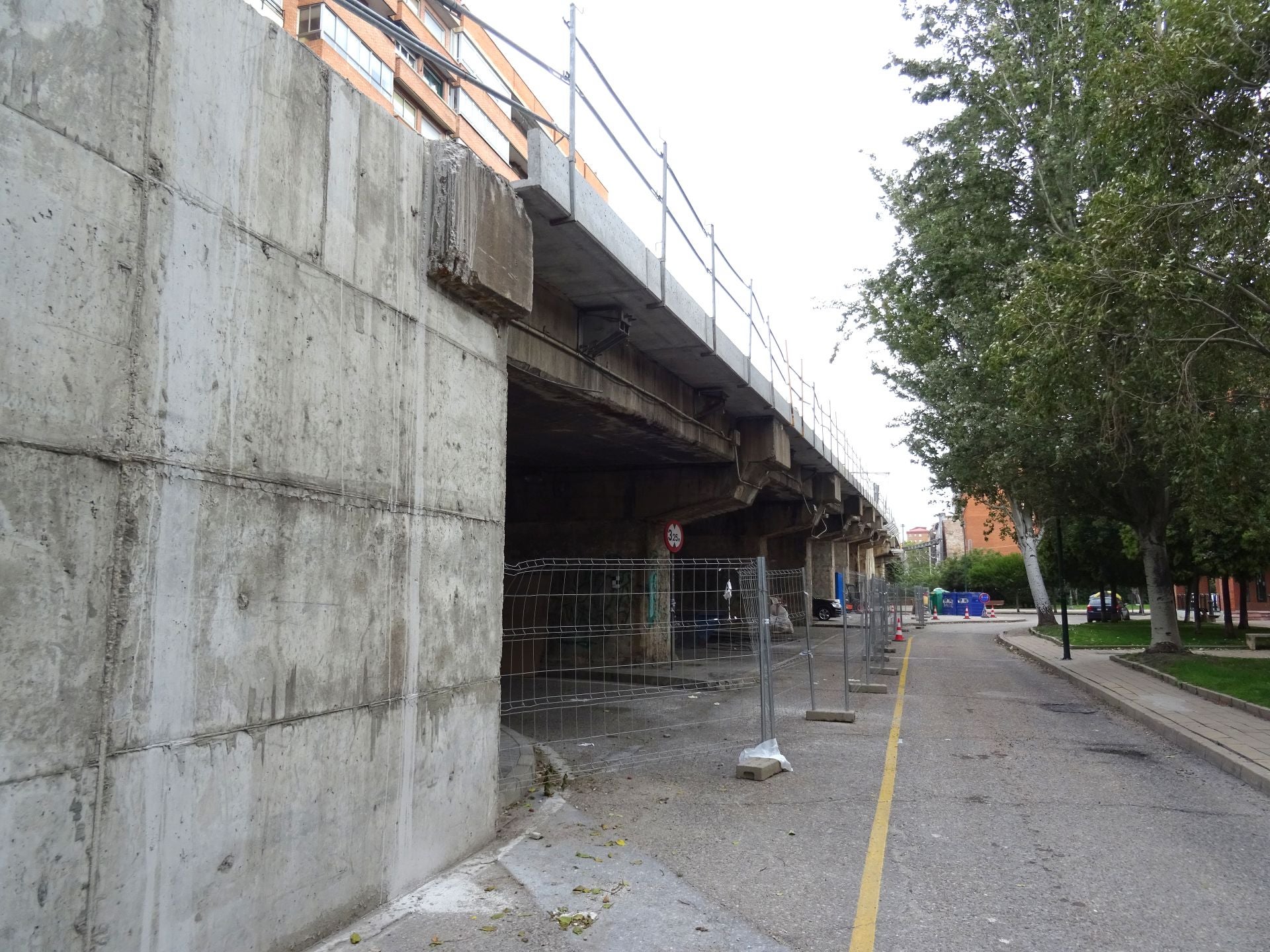 Obras para asegurar el viaducto de Arco de Ladrillo