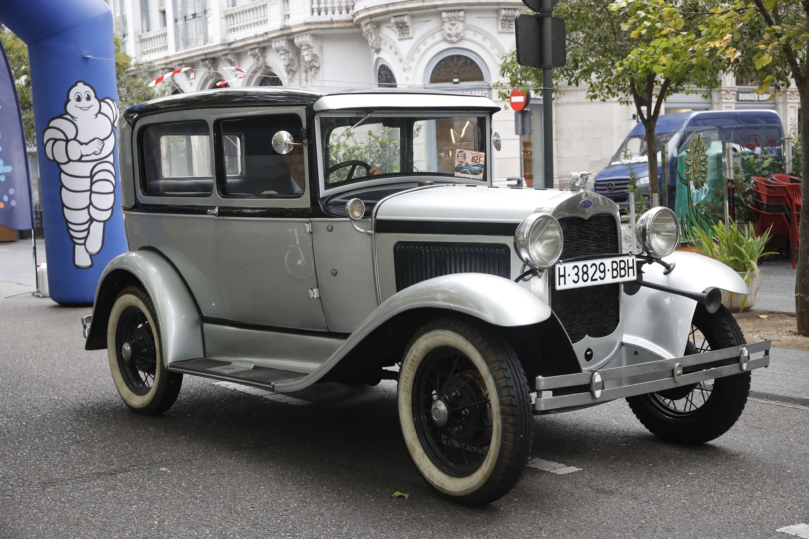 Búscate entre los participantes de Valladolid Motor Vintage (3/9)