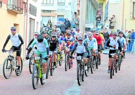 Participantes en la BTT Valles del Cerrato.