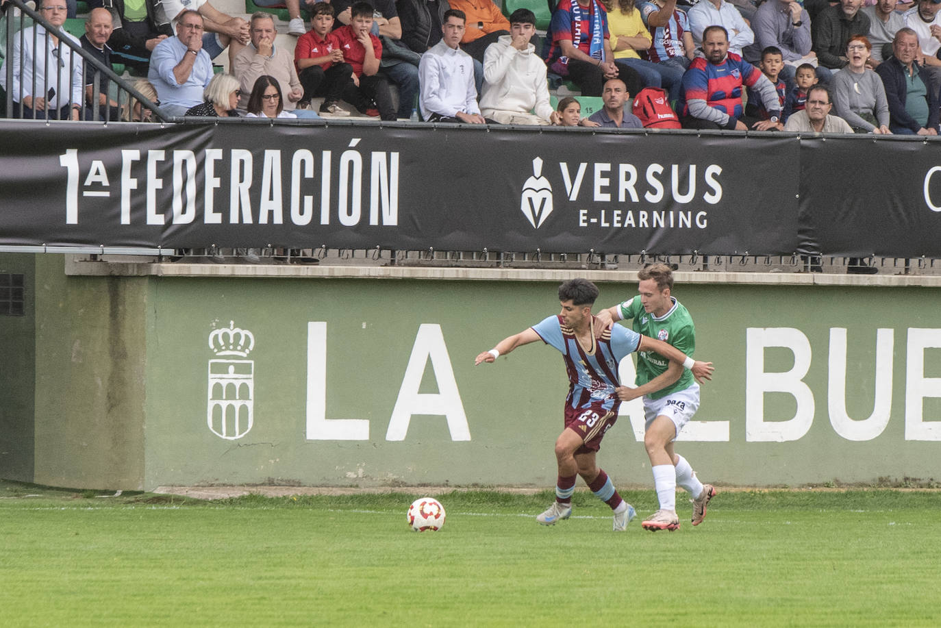 Fotografías del partido entre la Segoviana y el Zamora (1 de 2)