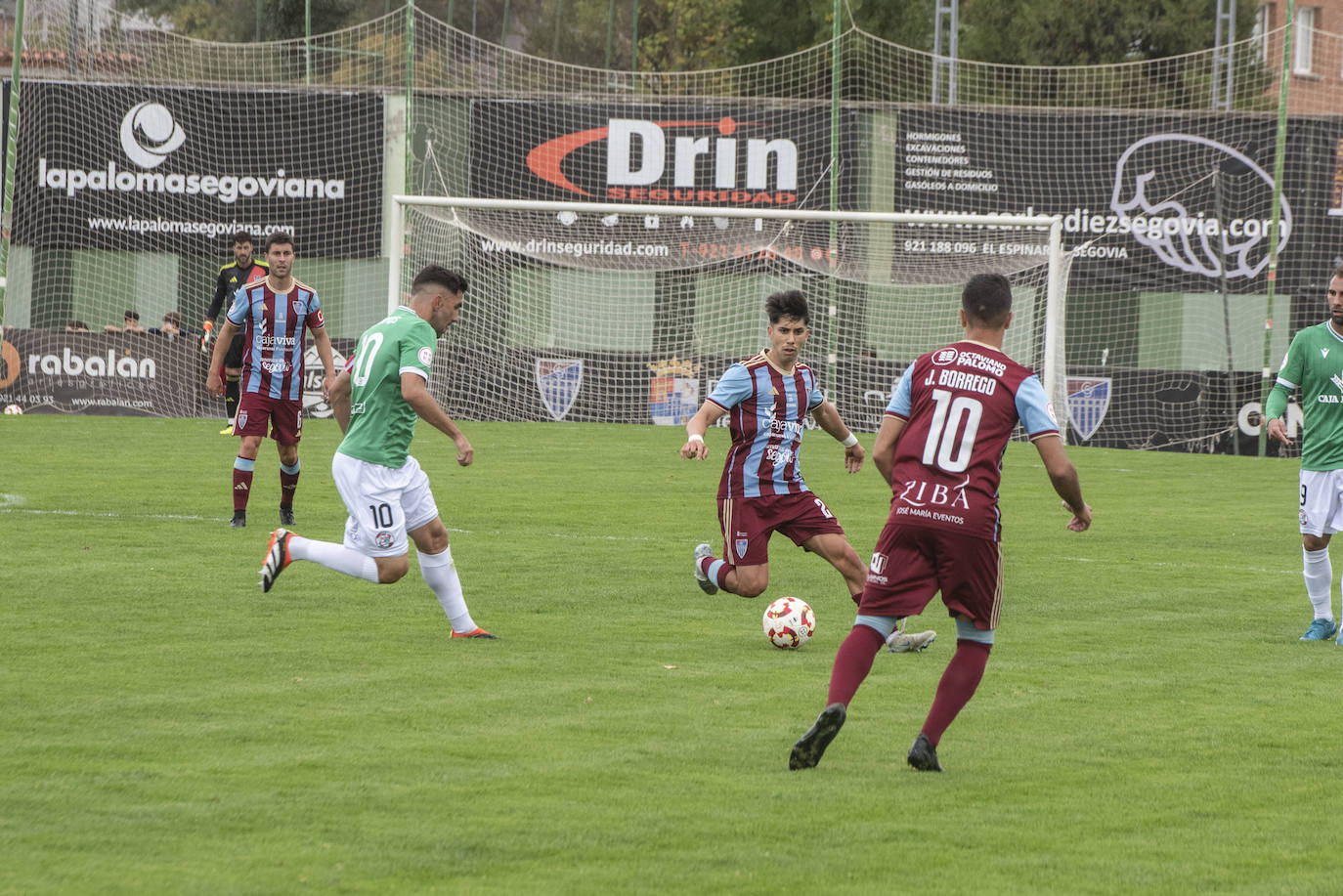 Fotografías del partido entre la Segoviana y el Zamora (1 de 2)