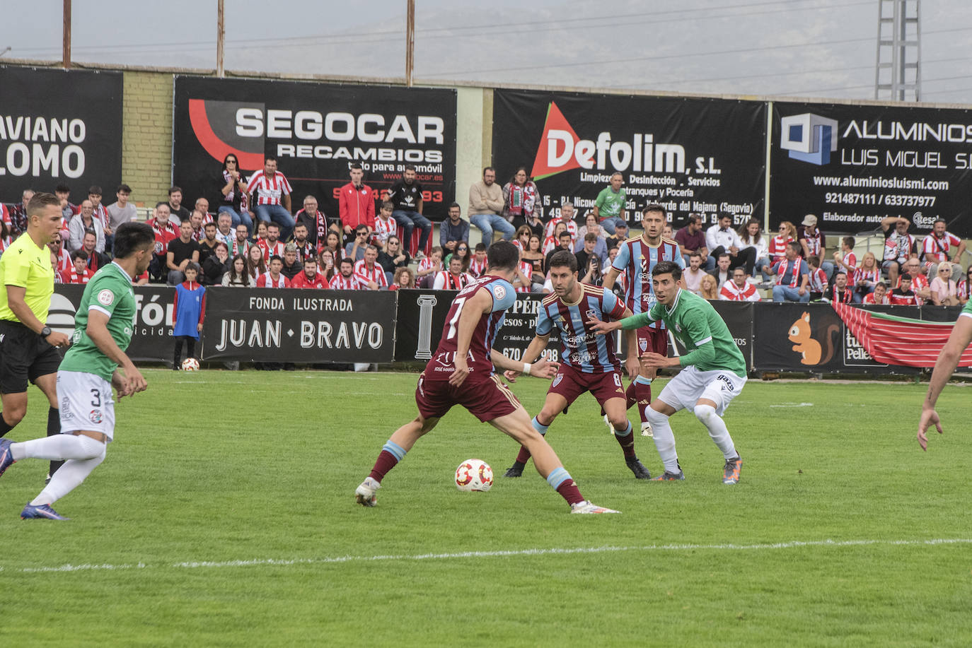 Fotografías del partido entre la Segoviana y el Zamora (1 de 2)