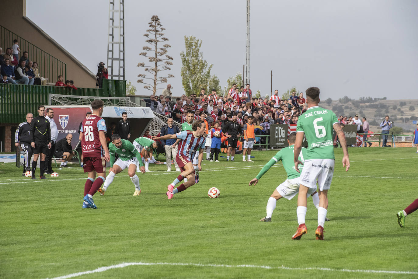 Fotografías del partido entre la Segoviana y el Zamora (1 de 2)