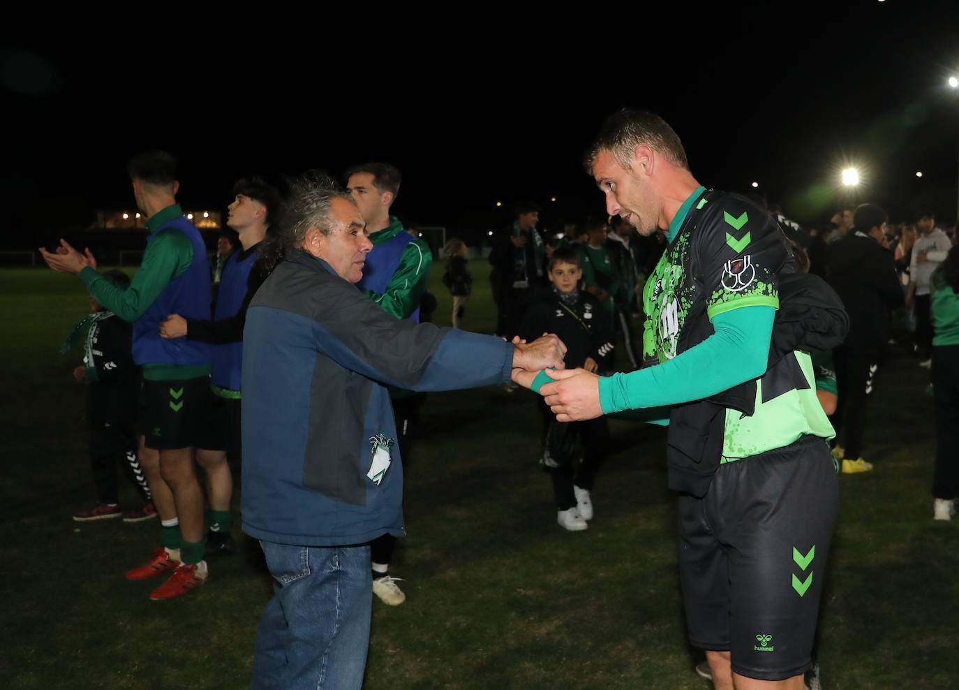 Así juega y pasa el Villamuriel a la segunda ronda de la Copa del Rey