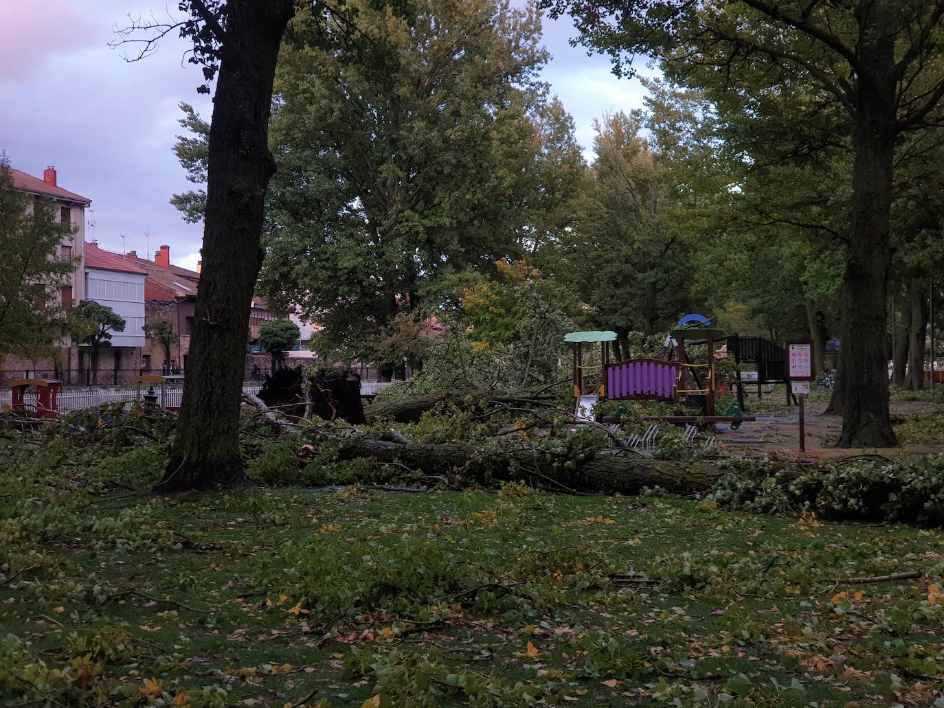 Cerrado el parque infantil de Aguilar de Campoo