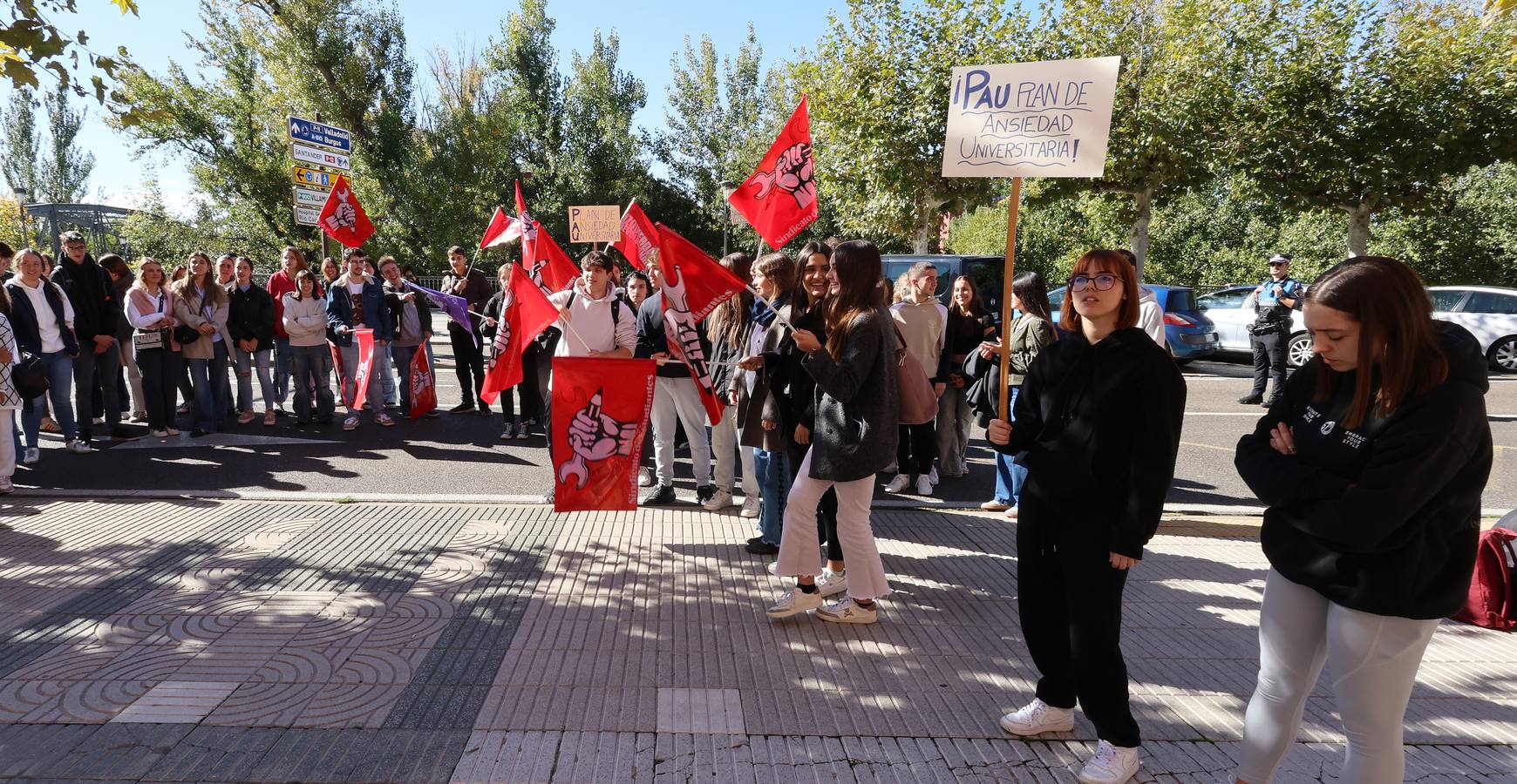 Los estudiantes protestan ante Educación por la nueva prueba universitaria