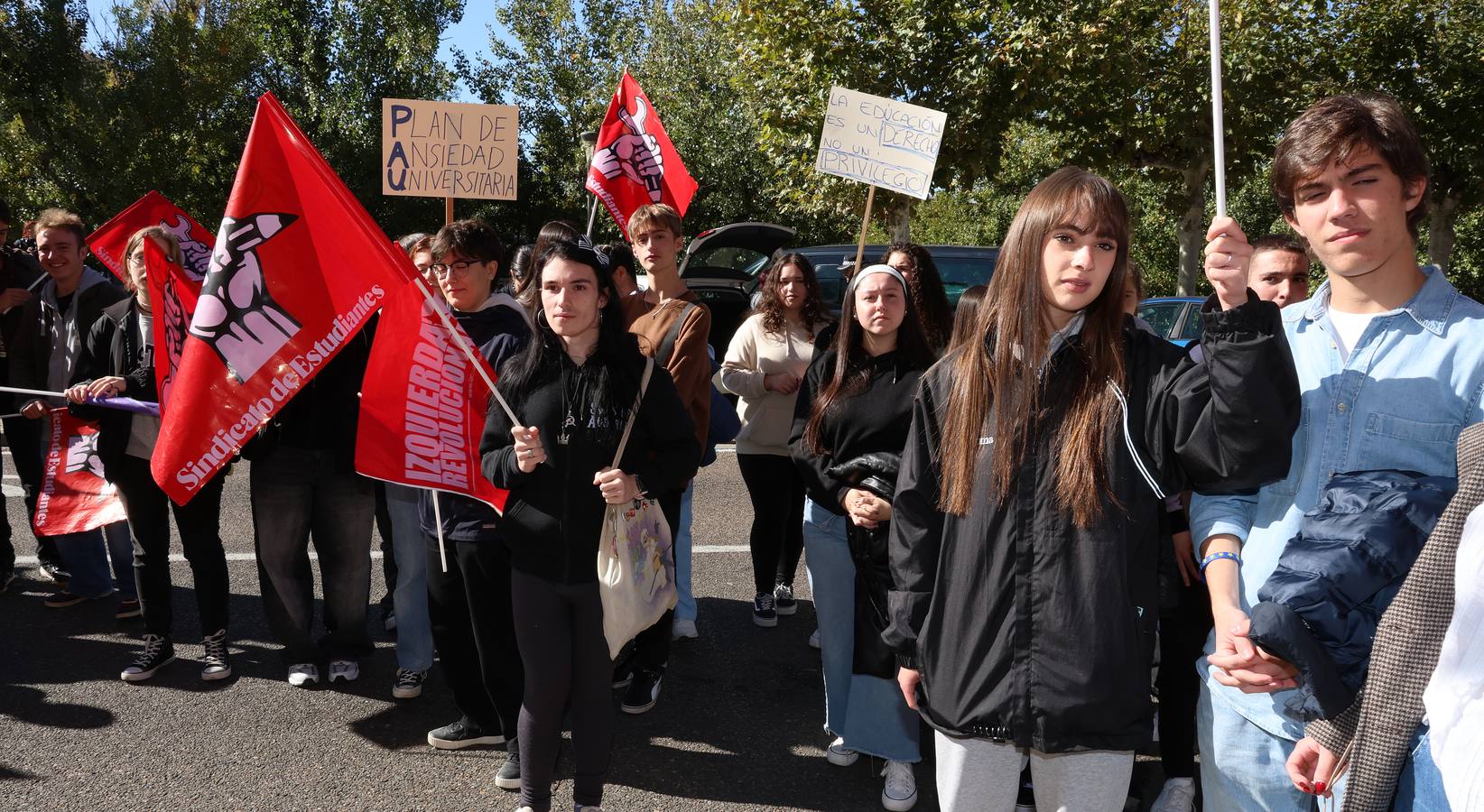 Los estudiantes protestan ante Educación por la nueva prueba universitaria