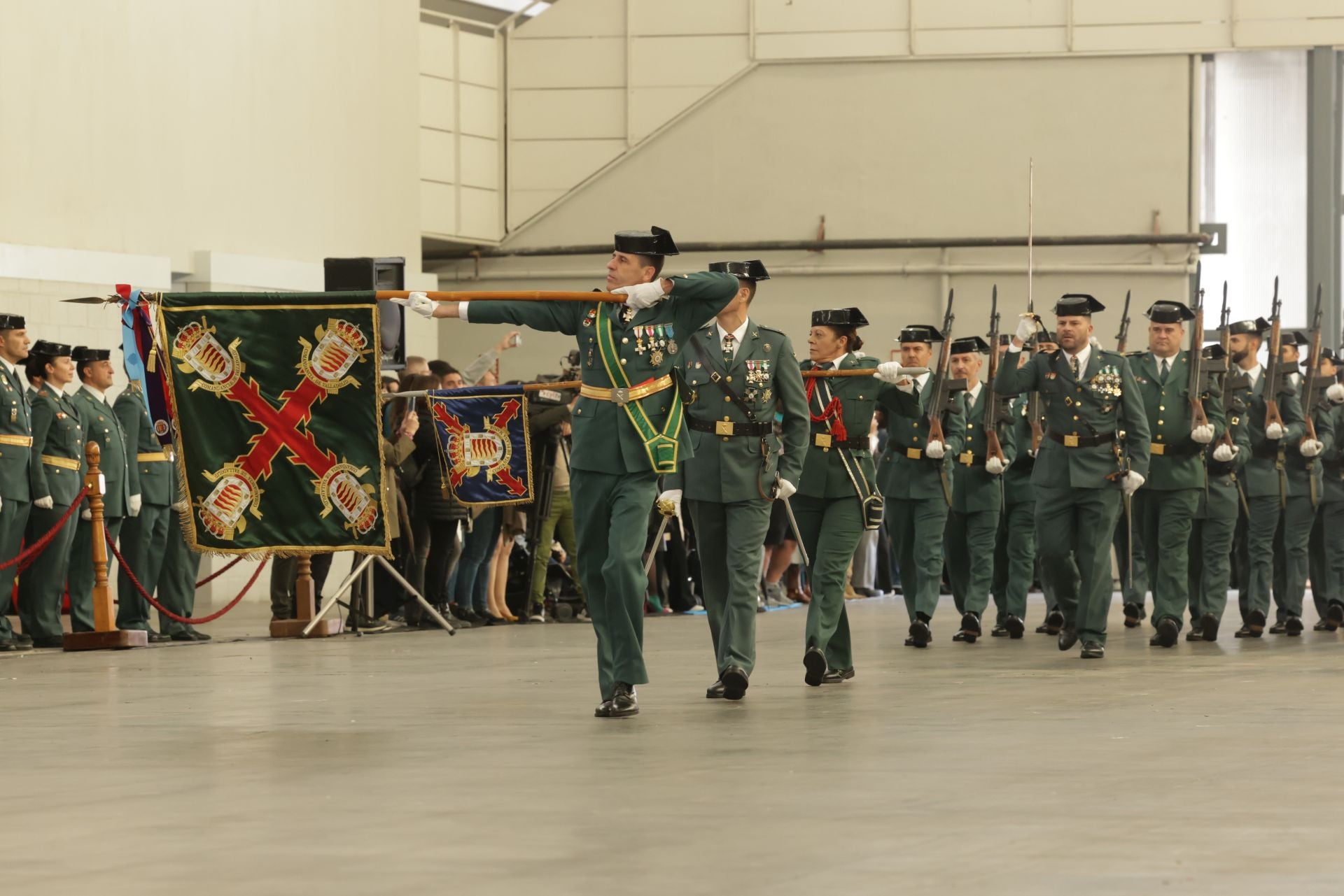 El homenaje de la Guardia Civil de Valladolid a su patrona, en imágenes