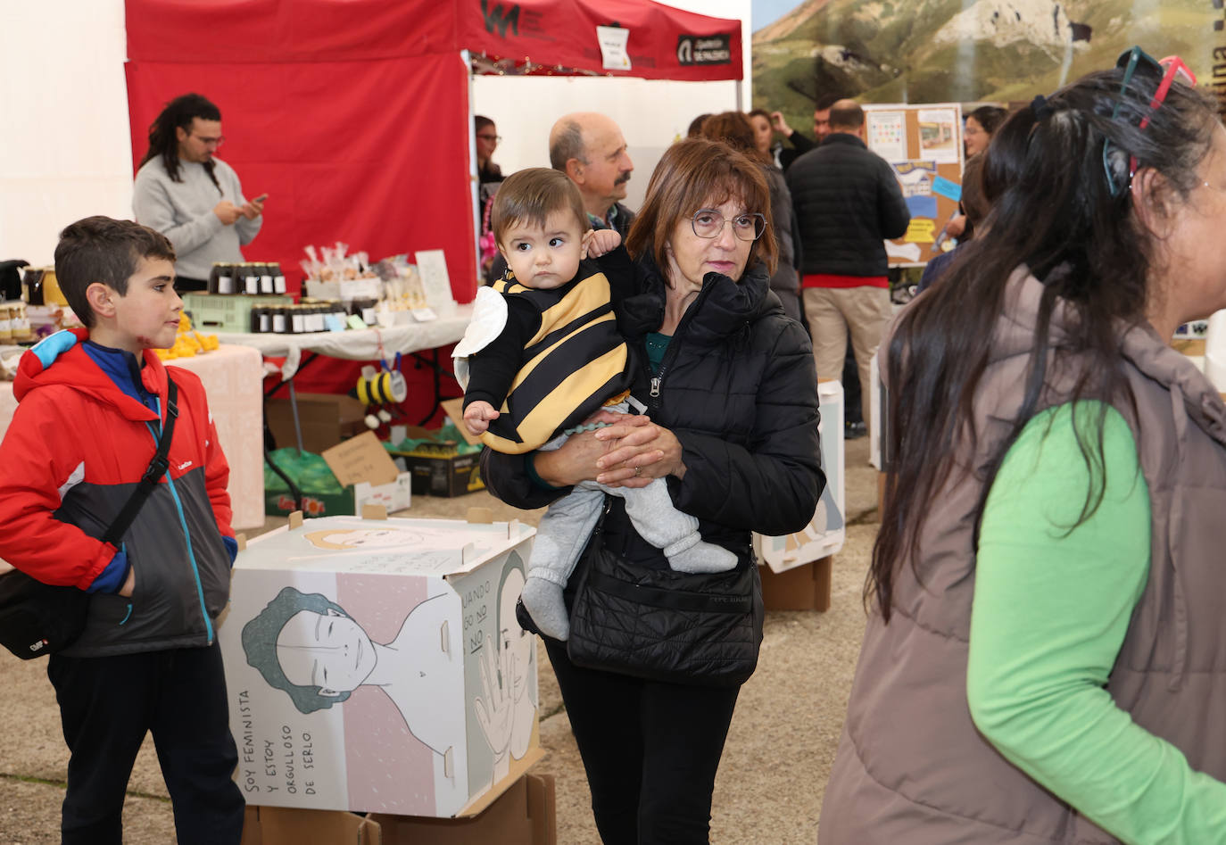 Así ha sido la tercera edición de la Feria de la Miel de Castrejón