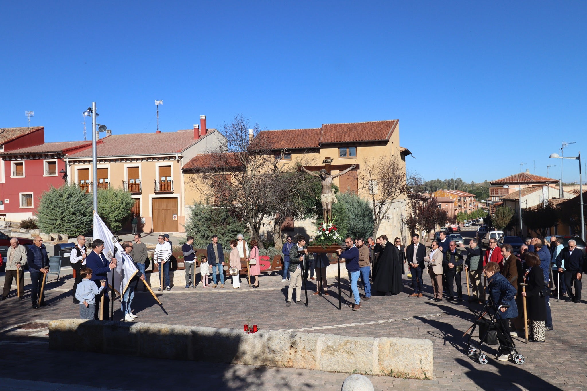 El Cristo de las Puertas recorre Rioseco como cada segundo domingo de octubre