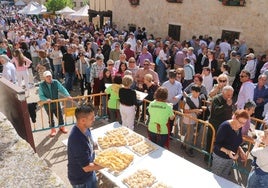 Palenzuela congregó a miles de personas con motivo de la Feria de la Cebolla