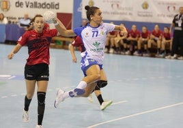 Amaia González de Garibay se eleva, en el choque ante el KHF Ferizaj kosovar.