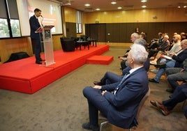 José Antonio Benavides, director territorial en Castilla y León de Cajamar, presentó el acto.