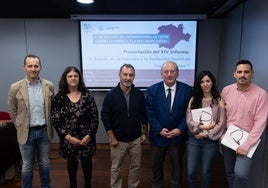 Juan Maria Prieto (UVA), Purificación Morgado (USAL), Óscar Castro (EAPN), Enrique Cabero (CES), Cristina Sánchez y Jonathan Sánchez (EAPN), en la jornada de presentación del informe.