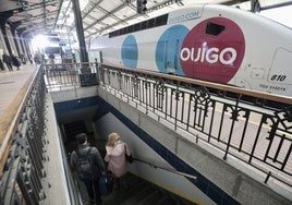 Imagen de archivo de un tren de Ouigo en la estación Campo Grande.