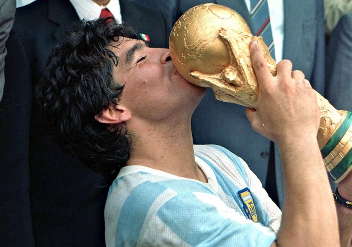 Diego Armando Maradona.