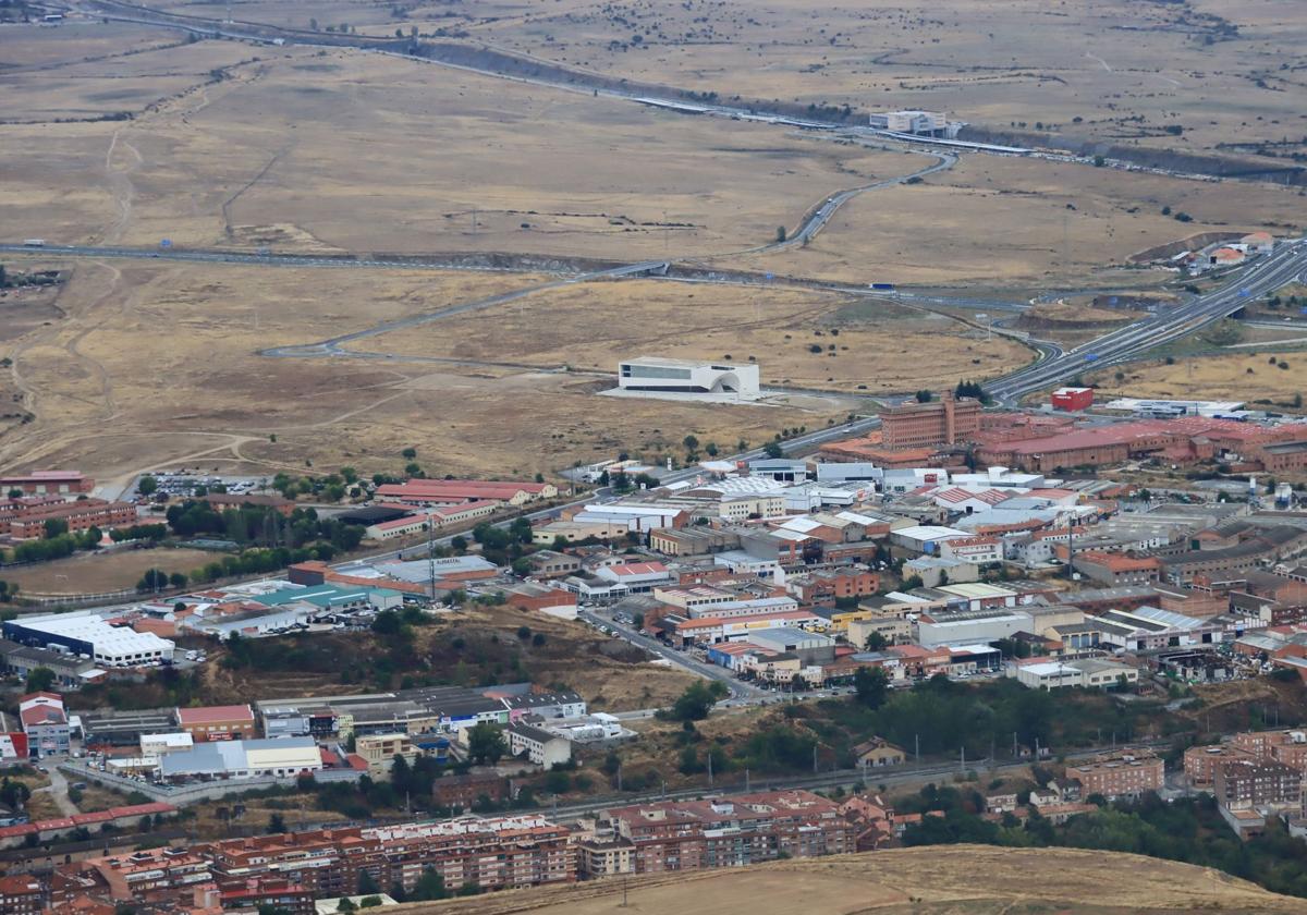 Vista aérea del edificio CIDE y sus terrenos colindantes.