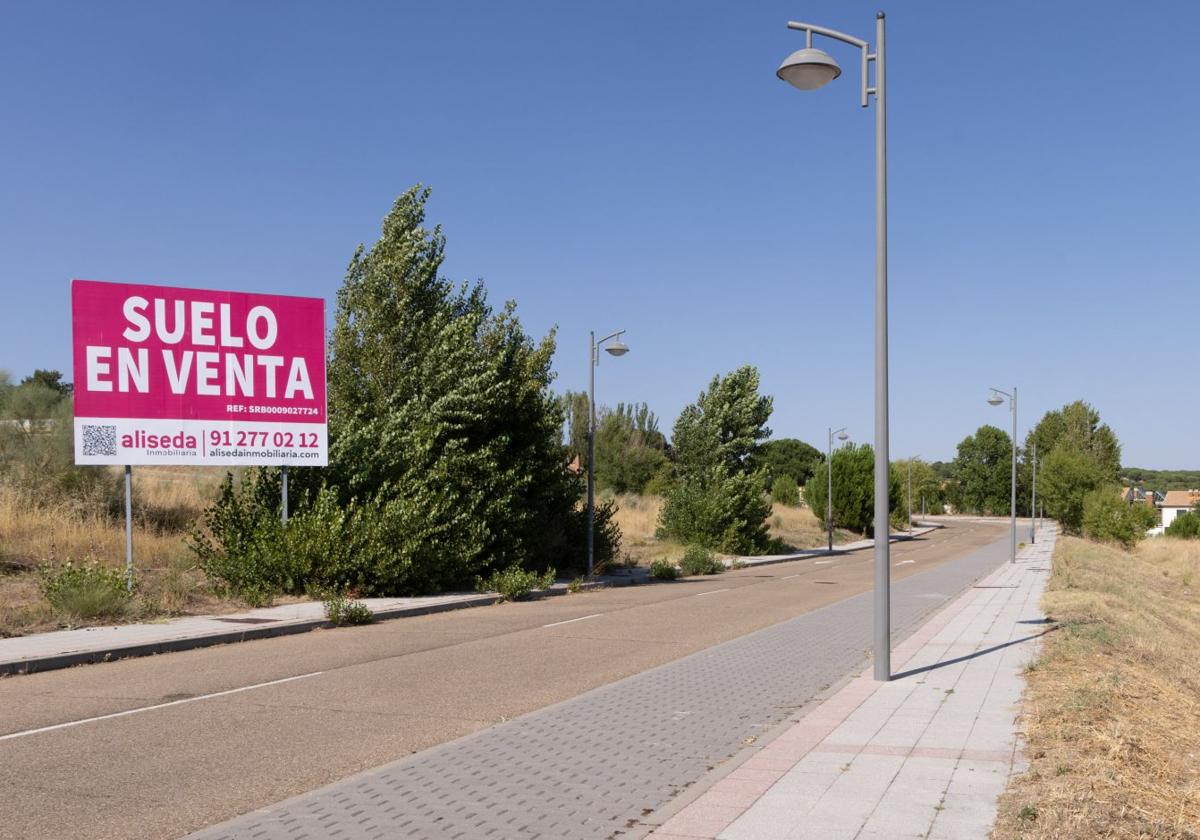 Suelo propiedad de Sareb a la venta en un municipio del alfoz de Valladolid.