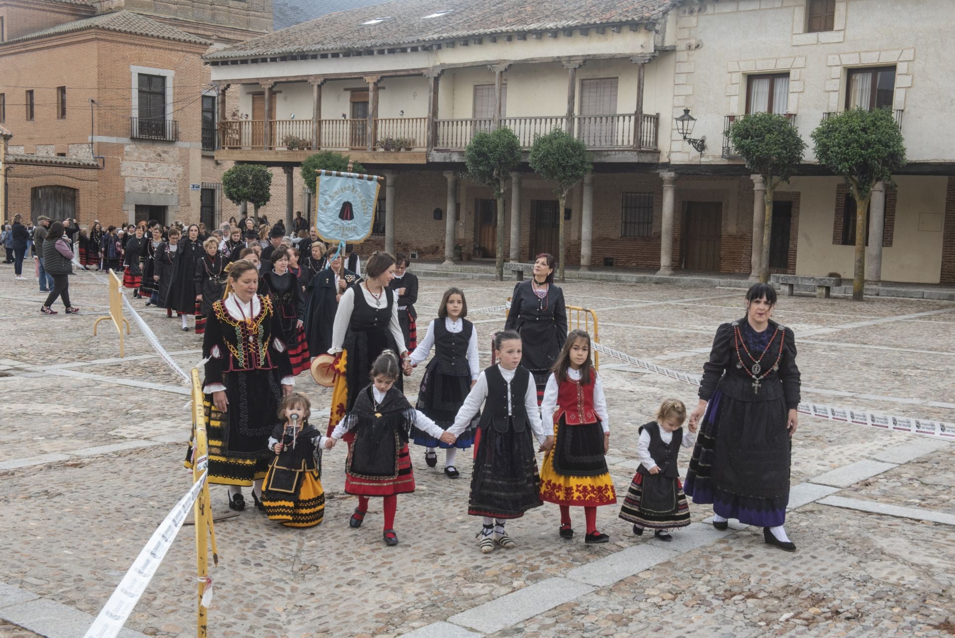 La concentración de trajes segovianos, en imágenes