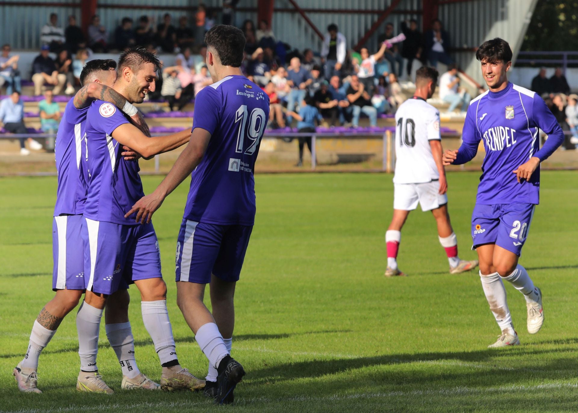 Becerril 2-0 Júpiter Leonés