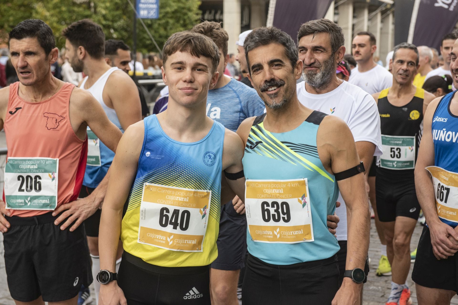 Fotografías de la marcha contra el cáncer de mama 2024