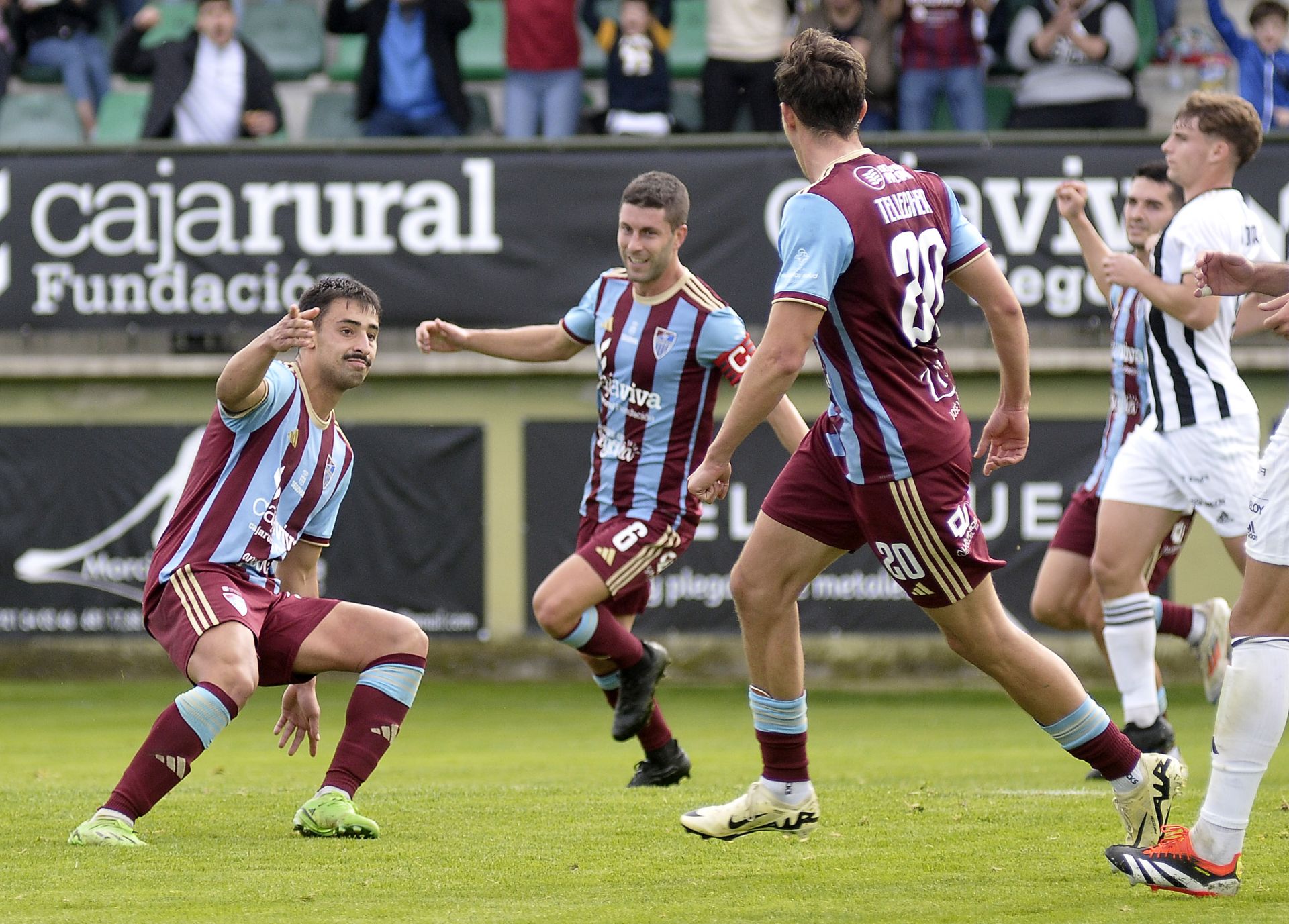 Fotos del triunfo de la Sego ante el Real Unión (2 de 2)