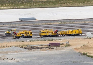 Licitado el transporte de desvíos para la duplicación de la vía hasta la Variante Este