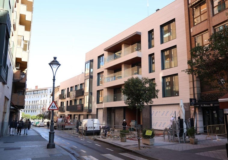 Dos décadas para transformar una calle en el centro de Valladolid