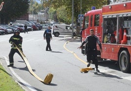 Incendio en un garaje de Obispo Quesada con un anciano intoxicado