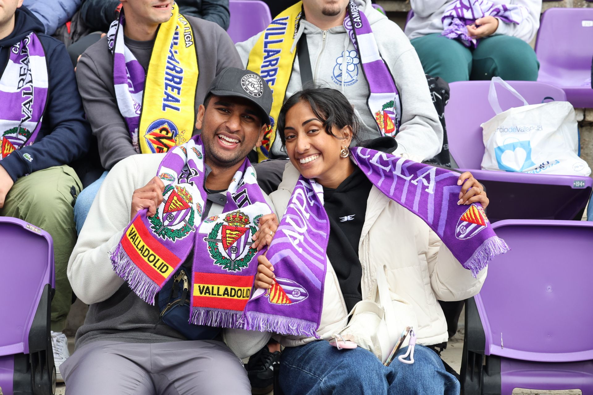 Búscate en la grada del estadio José Zorrilla (1/4)